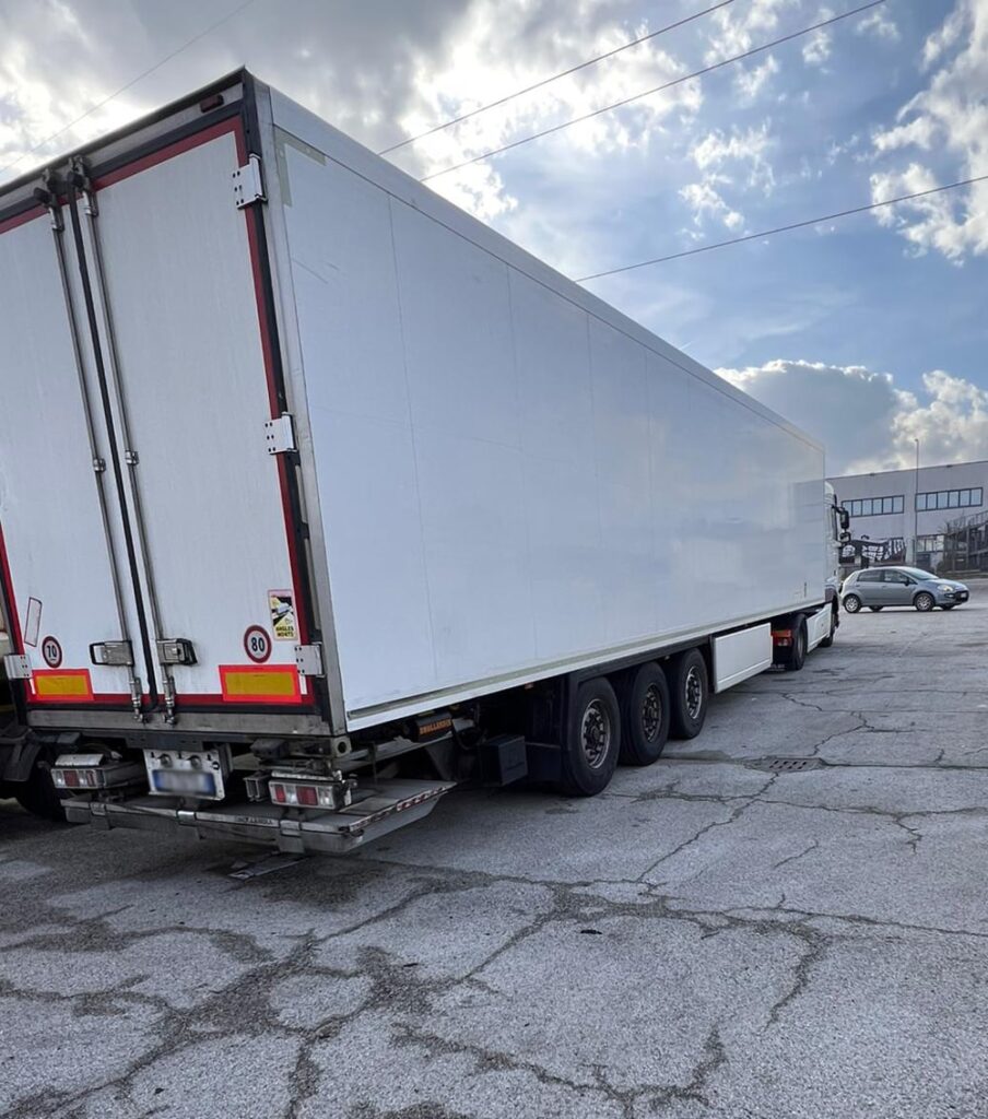 Refrigerated Transport Company throughout Italy - Kodra Transporti - National Refrigerated Transport Italy and Tautliner Transport Italy